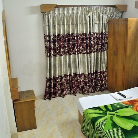Hotel Pink Shore Cox's Bazar Esterno foto