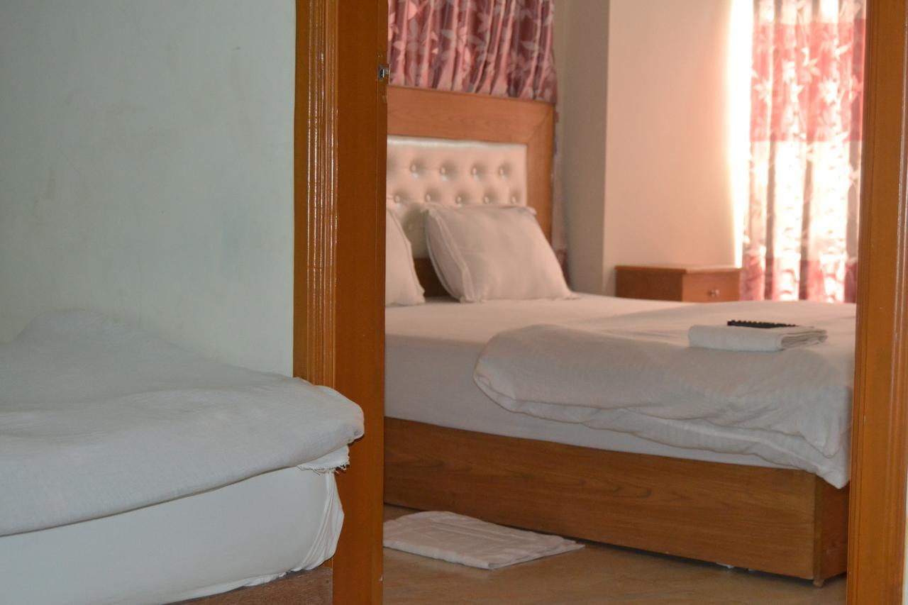 Hotel Pink Shore Cox's Bazar Esterno foto
